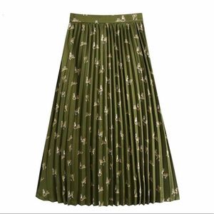 Zara Green cheetah print pleated midi skirt